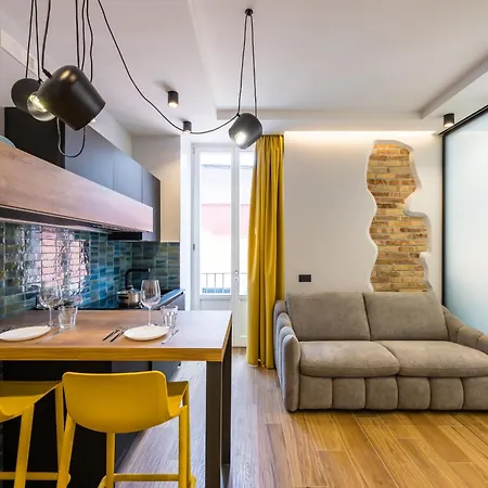 Tribunali Trendy Accommodations By Wonderful Italy Naples Exterior photo